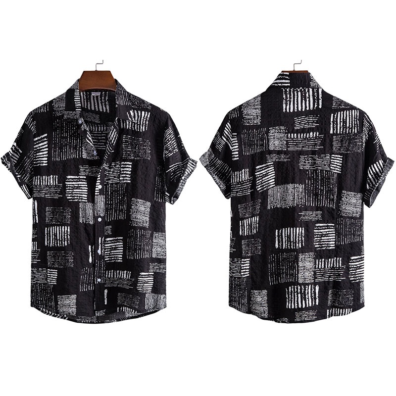 เสื้อเชิ้ตแขนสั้นลําลอง คอปก พิมพ์ลายกราฟฟิค ทรงหลวม มีกระดุม พลัสไซซ์ สีดํา และสีขาว สําหรับผู้ชาย