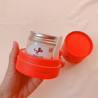 ครีมน้ำมันม้าNORA Multi -Complex Horse Oil Cream 70g. ครีมน้ำมันม้า Horse Oil  น้ำมันบริสุทธิ์ที่สกัดจากม้านั้น