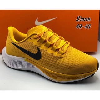 Newรองเท้าผ้าใบผู้ชาย Nike zoomx งาน High endสินค้ามีพร้อมกล่องใบเสร็จใบเซอรับประกันสินค้าตรงปก 100%