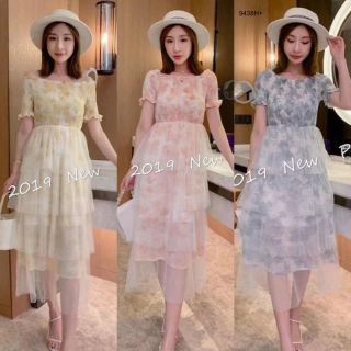 TW9438

Dress เดรสปิดไหล่แต่งระบายมุ้ง