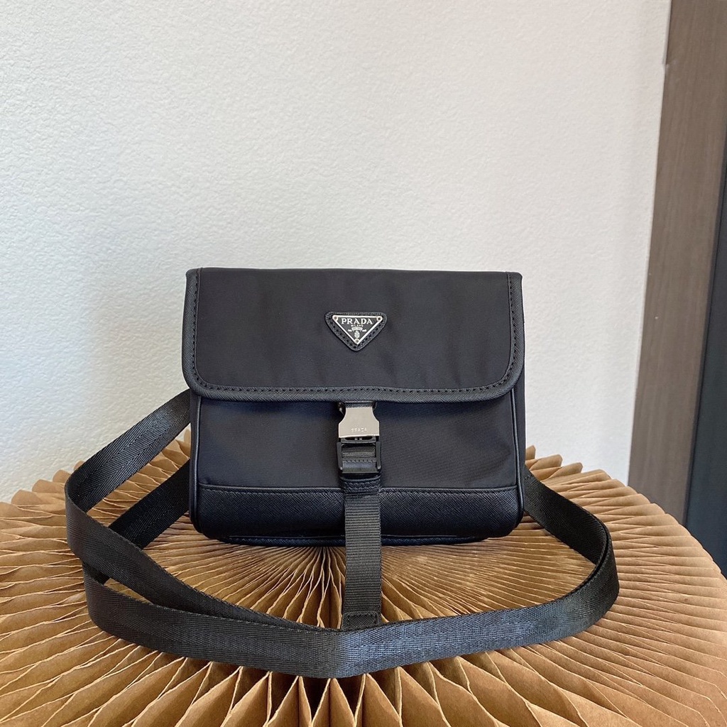 Prada Saffiano Cell Phone Purse Wallet Pouch Mini Crossbody Shoulder Bag  Zip Handbag with Card for Women Man 2ZH109 | Shopee Thailand