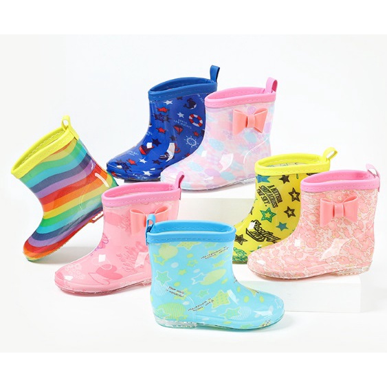รองเท้าบูทยางเด็ก Rain Boots บูทยางกันฝน บูทกันฝนเด็กนิ่ม และ เบา (24-28)