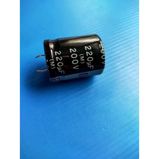 C.คอนเดนเซอร์ 220 uF 200V