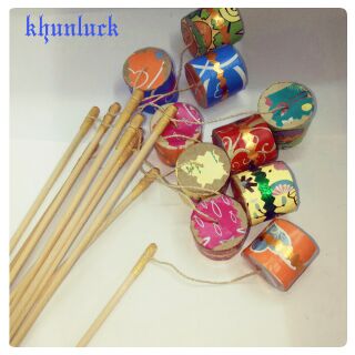 จักจั่นหมุน     ของเล่นเด็กโบราณ