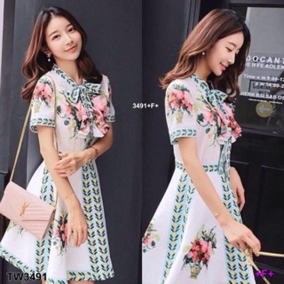 MiniDressมินิเดรสพิมพ์ลายดอกไม้สไตล์เฟมินีน