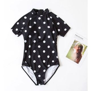 Polka dot One piece ชุดว่ายน้ำ วันพีช ลายจุด