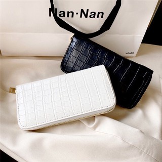 พร้อมส่ง กระเป๋าสตางค์หนังแก้ว ใส่โทรศัพท์ได้น๊า