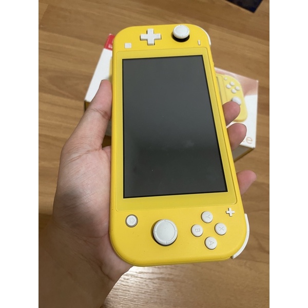 ผ่อน 0% !!โค๊ดลดเพิ่ม 200฿ !! Nintendo Switch lite มือสอง ครบกล่อง ...