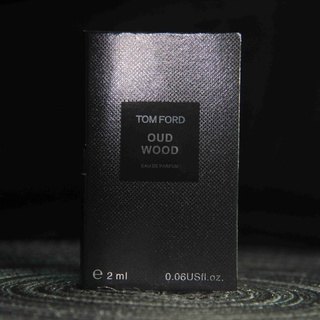 「มินิน้ำหอม」 Tom Ford Oud Wood 2ml