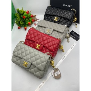 กระเป๋าสะพายข้าง CHANEL