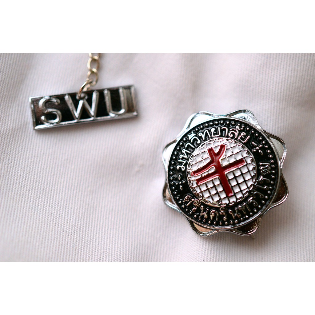 เครื่องหมายนิสิต มศว (หญิง) กระดุม ติ้ง เข็ม หัวเข็มขัด - ทีมทุกสถาบัน ...