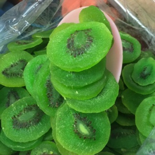 กีวี่ 🥝  อบแห้ง 500g/120 บาท