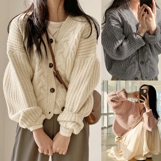 Korean🧧 เสื้อไหมพรมถักแต่งลอนเกลียวแบบหนา กระดุมหน้า 3 สี