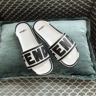 รองเท้าแตะ FENDI ROMA JOSHUA VIDES FUSSBETT SLIDE SANDAL💚