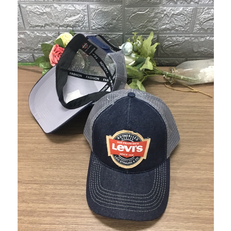 LEVIS หมวกตาข่าย ลีวายส์ สําหรับผู้ชายและผู้หญิง