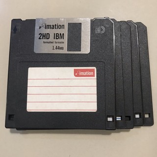 ราคาแผ่นดิสก์ 3.5” มือสอง Floppy Disk 1.44MB คละรุ่น Format แล้วทุกแผ่น