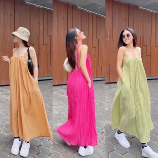 เดรสสายเดี่ยวโชว์หลัง เดรสเว้าหลัง เดรสยาวทรงปล่อยๆ เเดรสยาวเรียบๆน่ารักๆ