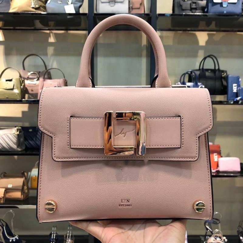 Lyn9.5”งานoutlet(ดำ/ชมพู)