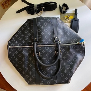 กระเป๋าสะพายถือLv keepall