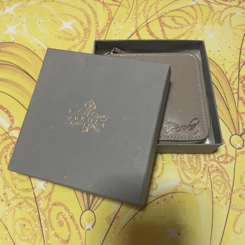 กระเป๋าสตางค์ Perota//ขอรูปเพิ่มเติมทักมาได้