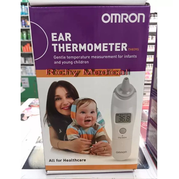 เครื่องวัดอุณหภูมิอินฟราเรดทางหู Omron Ear Thermometer รุ่น TH839S (1 เครื่อง)