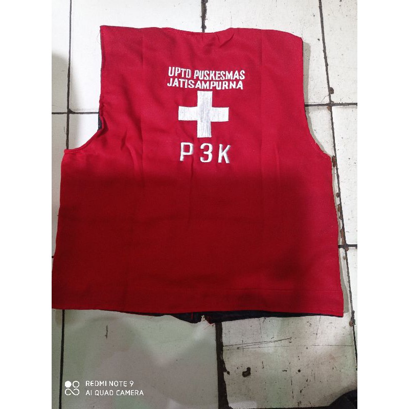 เสื้อกั๊ก P3K*******