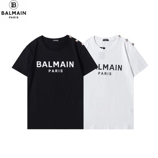 ❤❀ [พร้อมส่ง] ❤ Balmai----N เสื้อยืดแขนสั้น ผ้าฝ้าย พิมพ์ลายตัวอักษร ติดกระดุม แฟชั่นคู่รักS-5XL