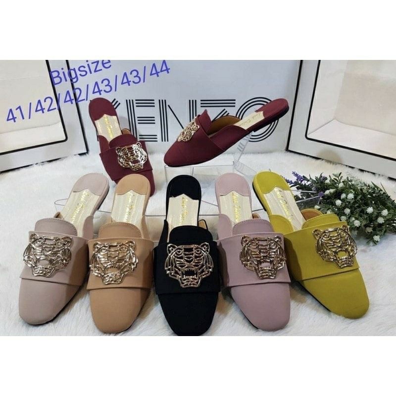 รองเท้าไซส์ใหญ่ หนังนูบัค หน้าเสือน่ารัก Size 41-45 เปิดส้น