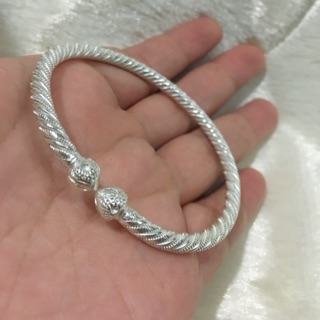 กำไลเงินแท้อ่อนดัดได้ง่าย
