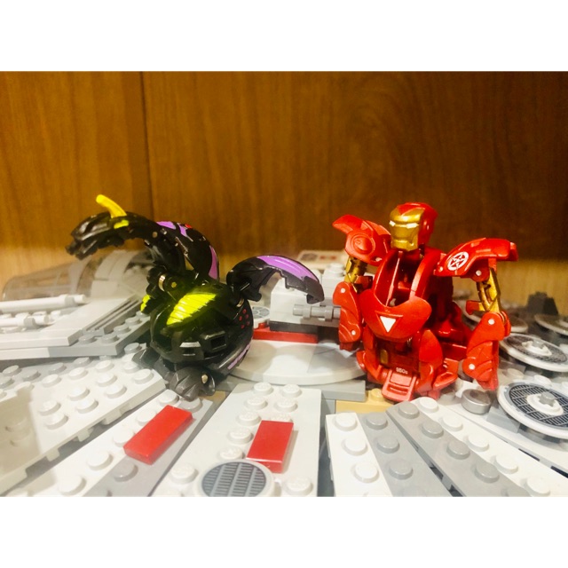 Bakugan Marvel Battle Brawlers HELIOS vs Bakugan Marvel Iron Man Extremis Armor