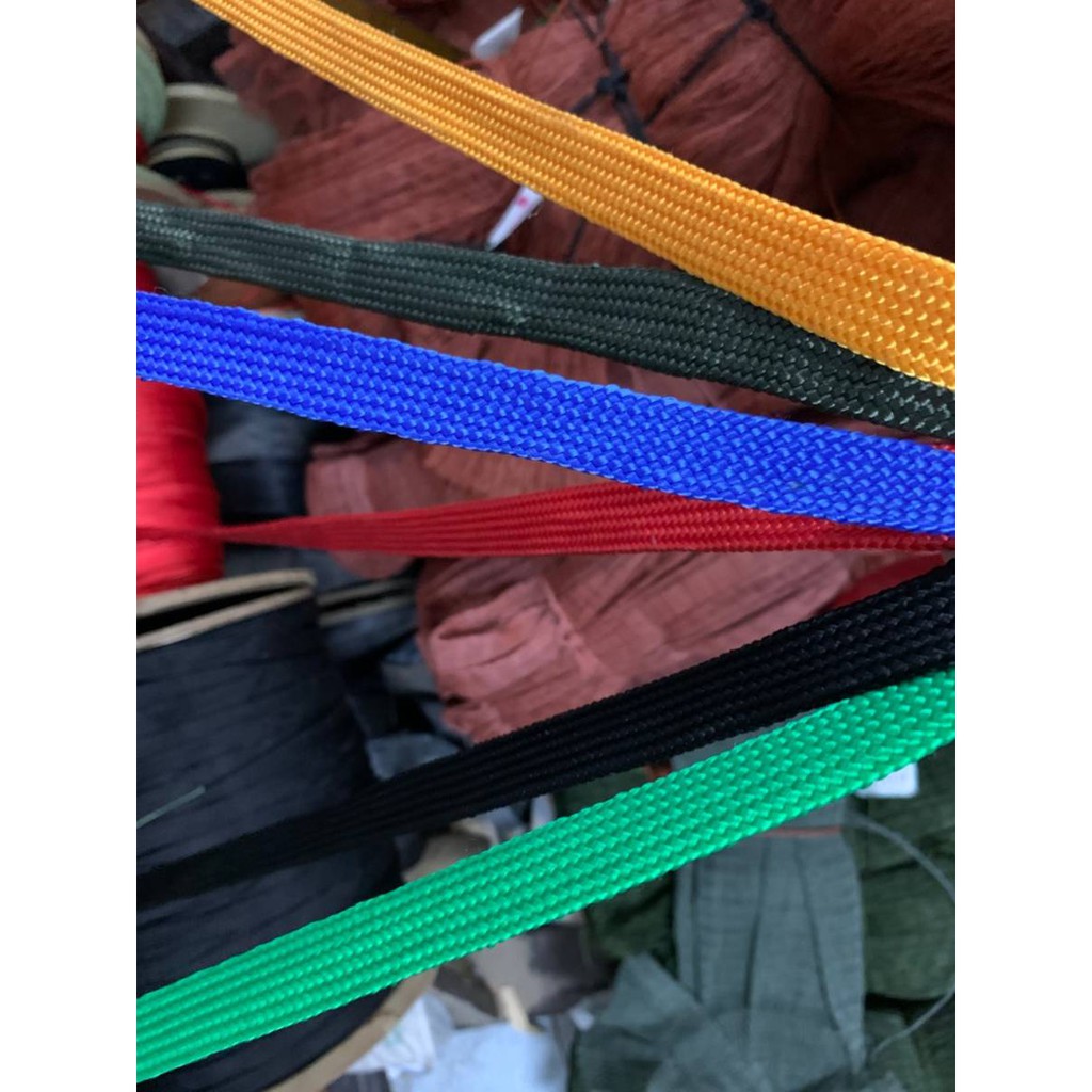 สายเปลเล็ก สายเปลใหญ่ เชือกถักแบน เชือกถักแบนเอนกประสงค์ เชือกผูกเปลมี6สี เขียว แดง ดำ เหลือง น้ำเงิน ขี้ม้า ขายเป็นเมตร