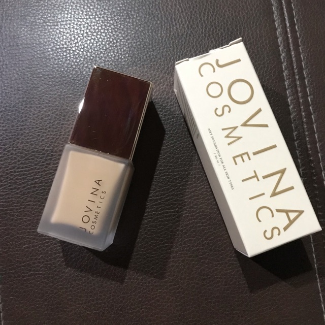 ส่งต่อรองพื้น Jovina สูตรใหม่ 15 ml เบอร์ 01