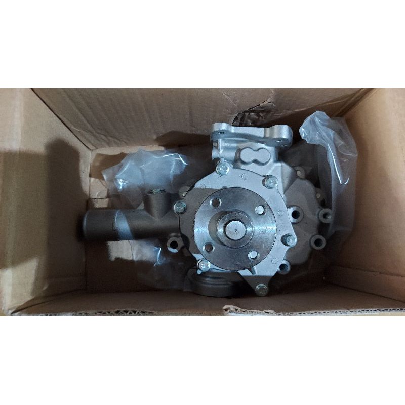 ปั้มน้ำ forklift toyota 1dz-ii