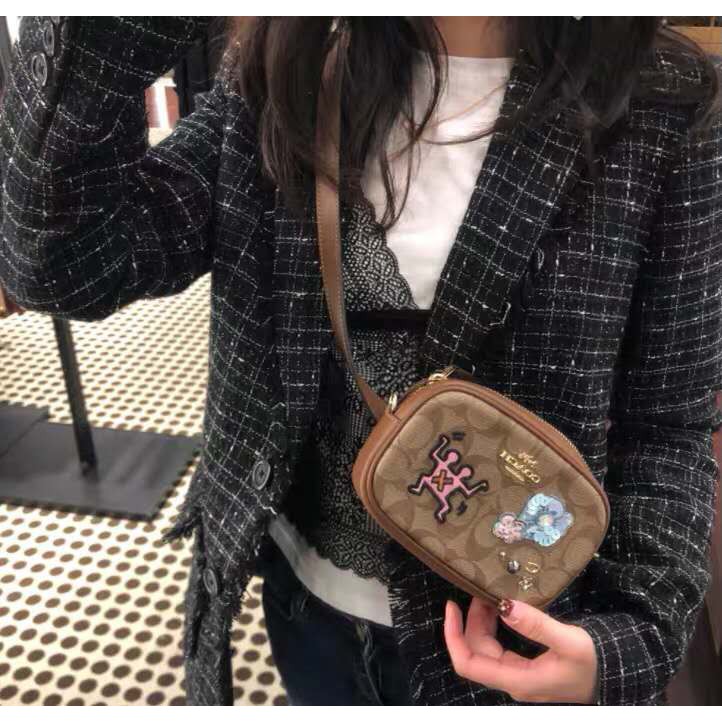 新品同様】Coach Keith Haring ウエストバッグ F55644 もらって嬉しい