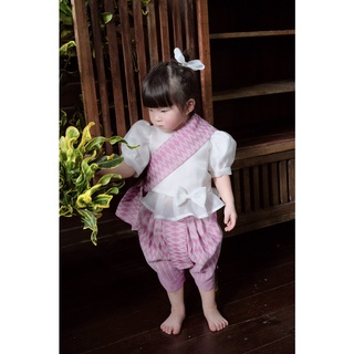ชุดไทยเด็กหญิง รุ่นเมตตา สีขาว-ม่วง
