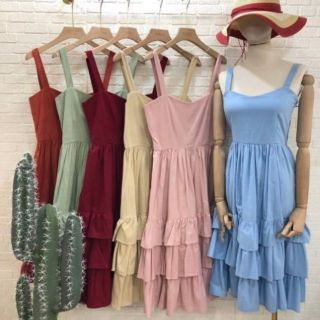🍃เดรสกระโปรงงานสีพื้น แต่งระบายๆชั้นสวย สายเดี่ยวเส้นใหญ่  ซิปข้าง สวยค่ะ  ดูคุณหนูมากๆค่า