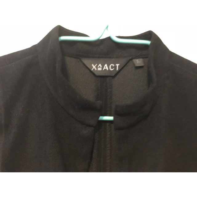 เสื้อแขนกุด xact