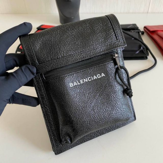 explorer pouch strap
