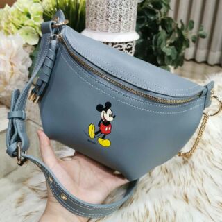 พร้อมส่ง! New Arrival! Disney Store Factory Belt Bagแท้💯outlet
 กระเป๋าสะพาย/คาดเอว/คาดอก