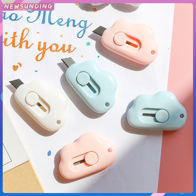 📦เตรียมจัดส่ง คัดเตอร์ A1402คัตเตอร์ก้อนเมฆ มีดคัตเตอร์ รูปก้อนเมฆ คัตเตอร์ คัตเตอร์ตัดกระดาษ คัดเตอร์จิ๋ว คัดเตอร์พกพา