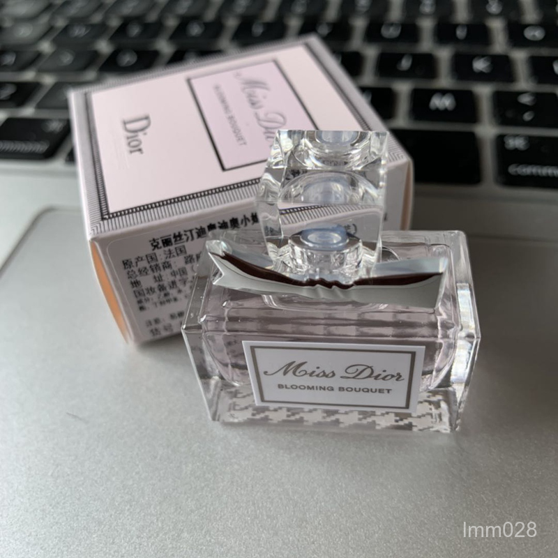 Domestic CounterQFor Sample Dior/Miss dior slow dance flower fragrance miss sweetheart lady