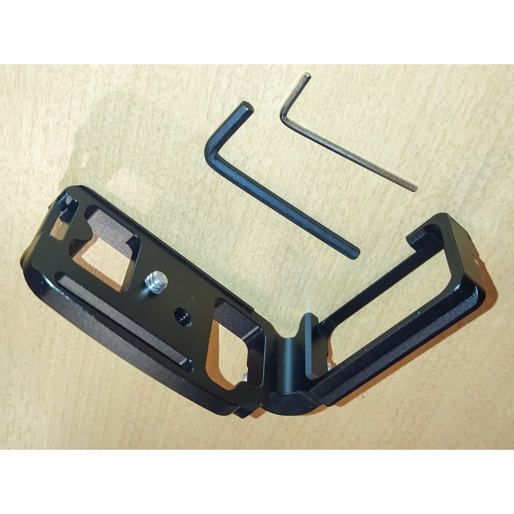 L-Plate ตรงรุ่น สำหรับ Nikon D750 น้ำหนักเบา ของใหม่ไม่เคยผ่านการใช้งาน