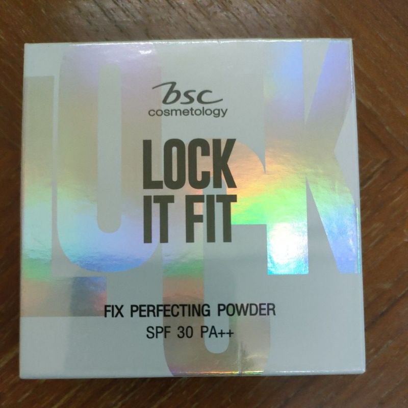 แป้งผสมรองพื้น bsc lock it fit