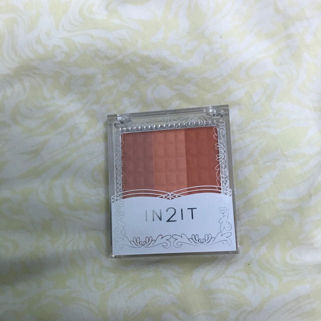 IN2IT Waterproof triple blush