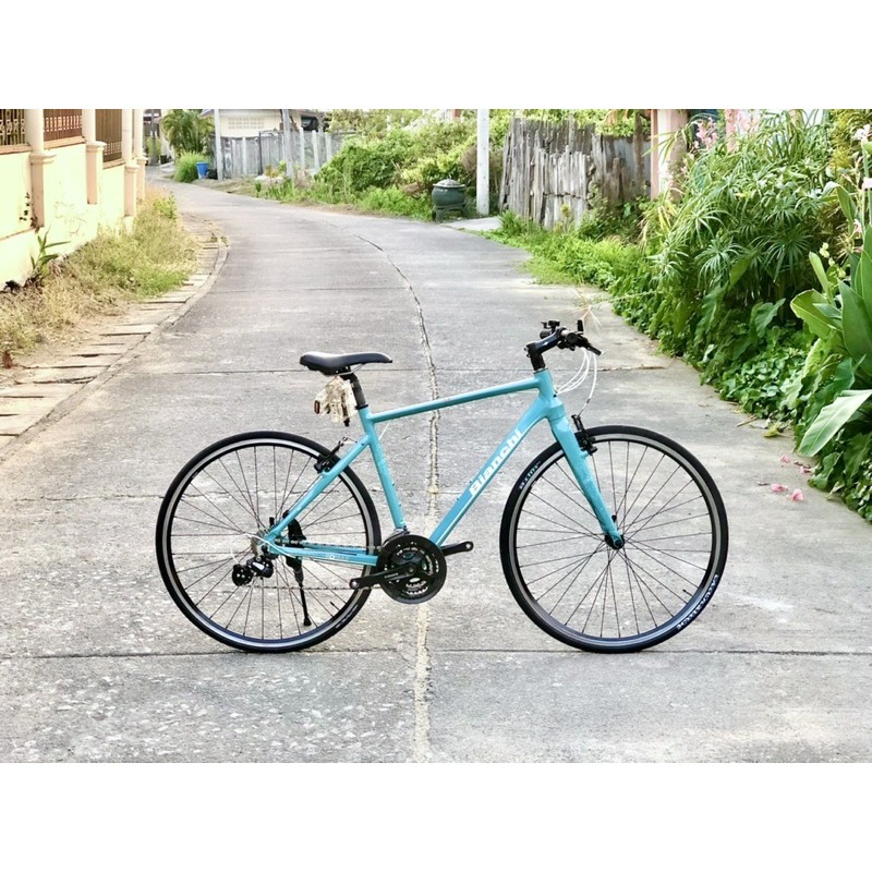 จักรยานไฮบริด เก่าญี่ปุ่น ยี่ห้อ Bianchi Roma IV แท้ สีฟ้าเขียวสวยๆ เฟรมอะลู ซ่อนสาย