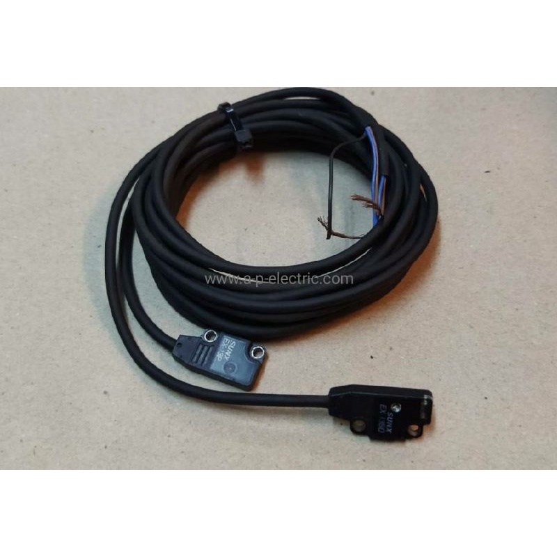 EX-13B Panasonic กับ SUNX (EX-13BD + EX-13P) Photoelectric SWITCH เซนเซอร์ มือสอง