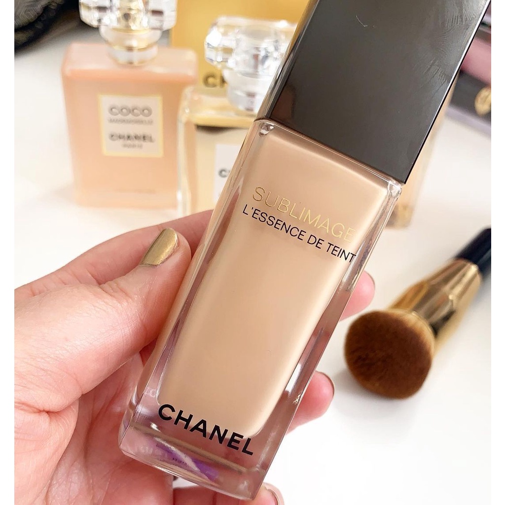 New 2021 CHANEL SUBLIMAGE L'ESSENCE DE TEINT Ultimate Radiance-Generating Serum  Foundation สินค้ามี 2 สีนะคะ #BR12 #BD01 | Shopee Thailand