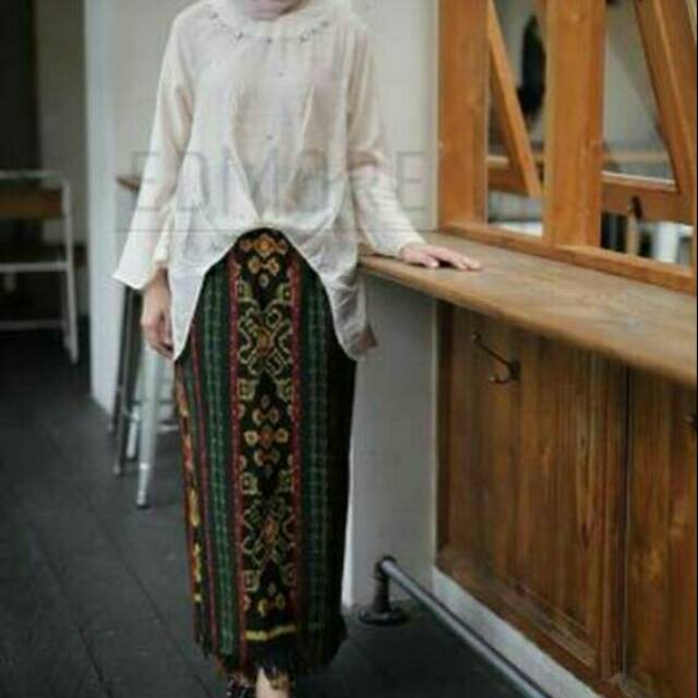 HERITAGE SKIRT******