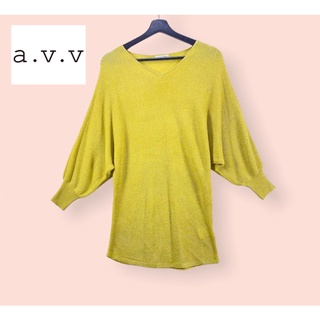 เสื้อ A.V.V STANDARD  ผ้าถักกลิตเตอร์อย่างดี  เสื้อทรงสวยน่ารักมาก ตัวยาว สีสวย วิ๊งวับทั้งตัว ผ้าดีทิ้งตัวสวย