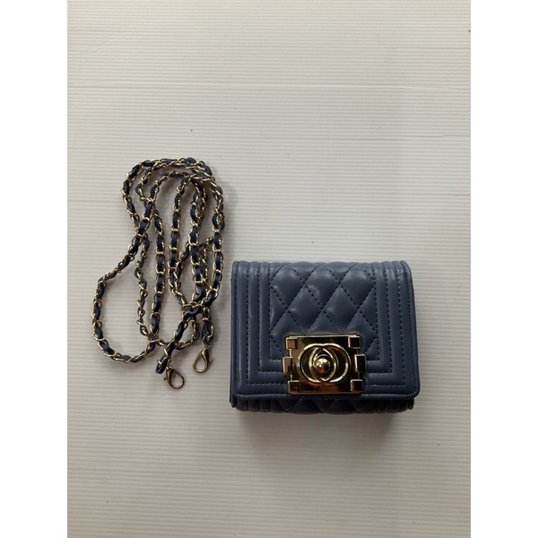 กระเป๋าสะพายข้าง Proud